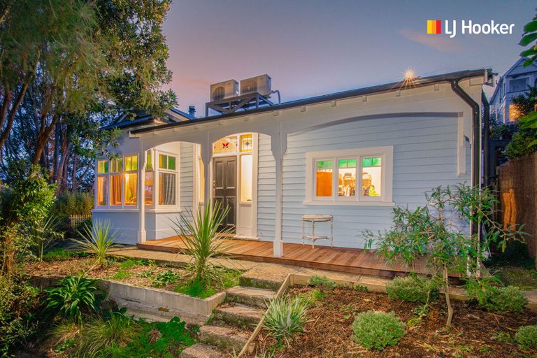 Photo of property in 27 Bruce Street, Roslyn, Dunedin, 9011