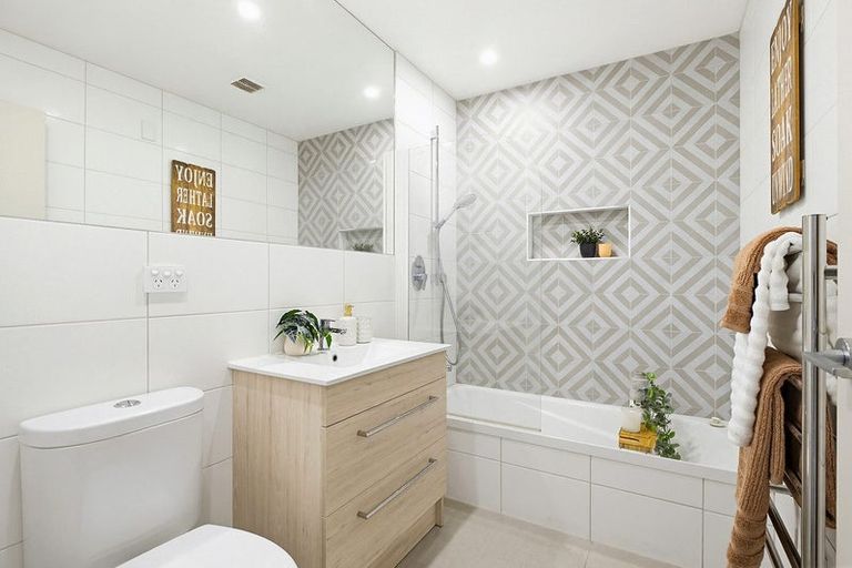 Photo of property in 3/31 Princess Terrace, Newtown, Wellington, 6021