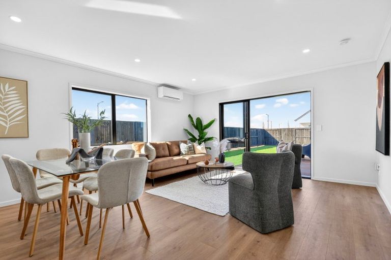 Photo of property in 18 Tiroake Street, Ruakura, Hamilton, 3214