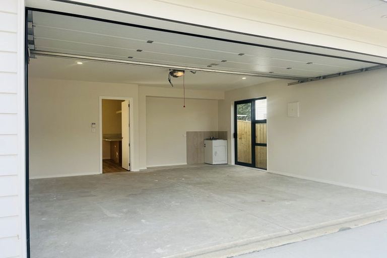 Photo of property in 7a Hinau Street, New Lynn, Auckland, 0600