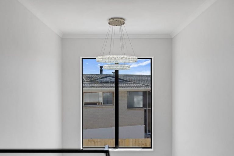 Photo of property in 12b Mcleod Road, Weymouth, Auckland, 2103