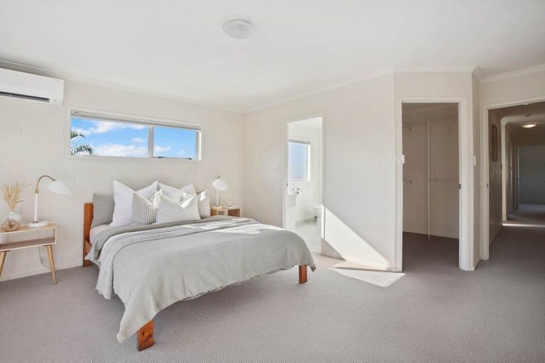 Photo of property in 6 Totara Views Drive, Red Beach, 0932