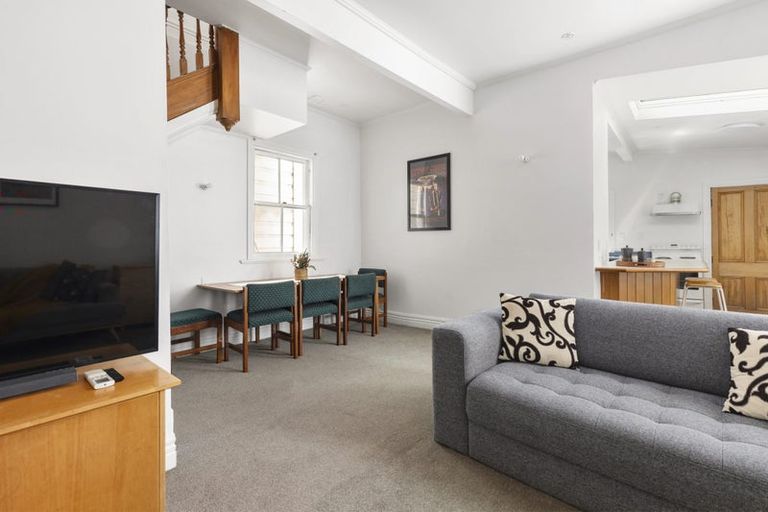 Photo of property in 27 Nairn Street, Mount Cook, Wellington, 6011