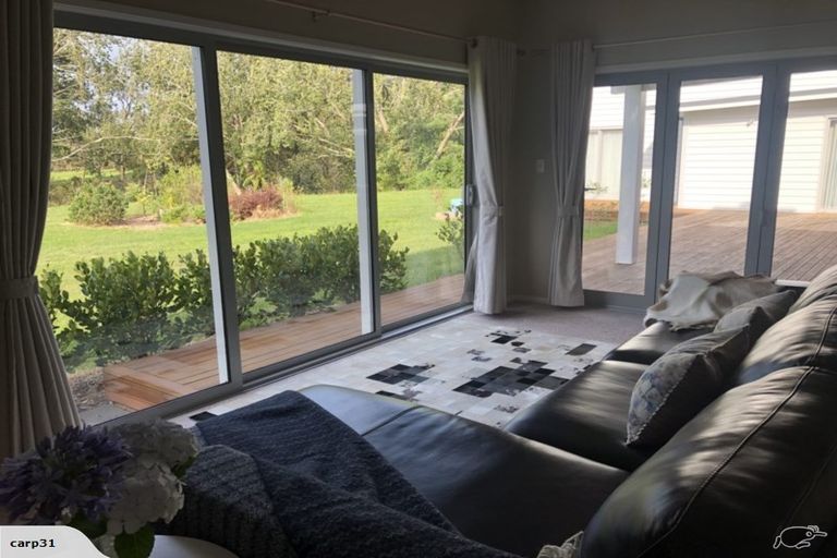 Photo of property in 3 Sinton Road, Hobsonville, Auckland, 0618