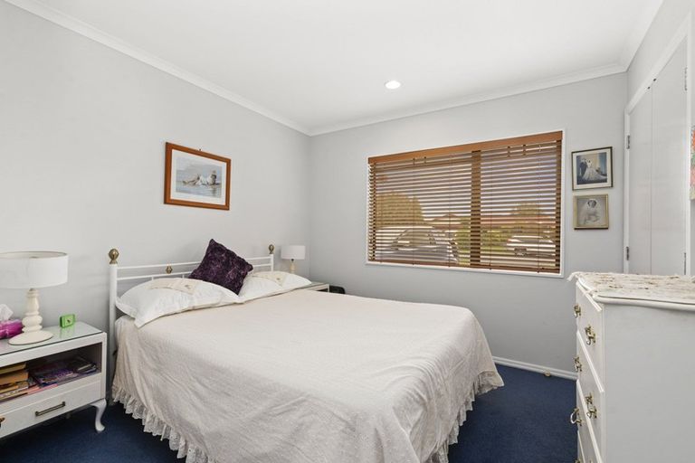 Photo of property in 17 Duggan Drive, Owhata, Rotorua, 3010
