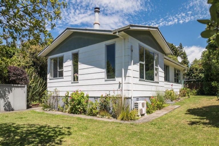 Photo of property in 203 Waikawa Road, Waikawa, Picton, 7220