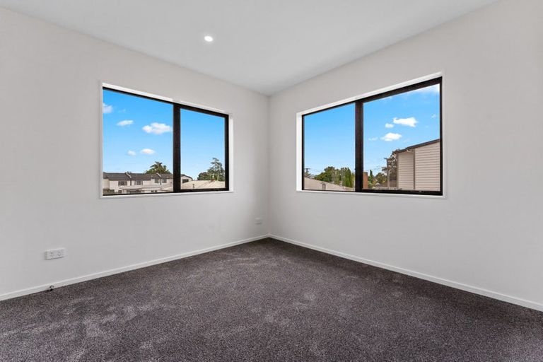 Photo of property in 133b Manuroa Road, Takanini, 2112