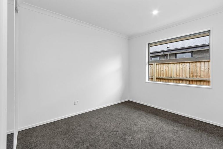 Photo of property in 20 Salkeld Place, Woodend, 7610