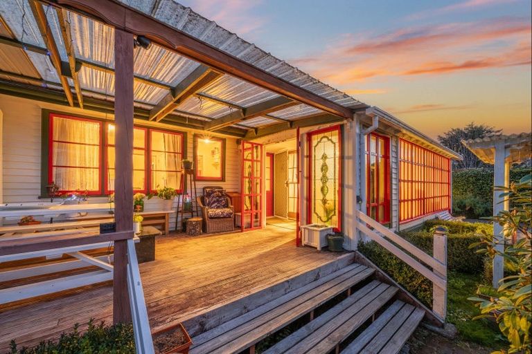Photo of property in 5 Thackeray Street, Trentham, Upper Hutt, 5018
