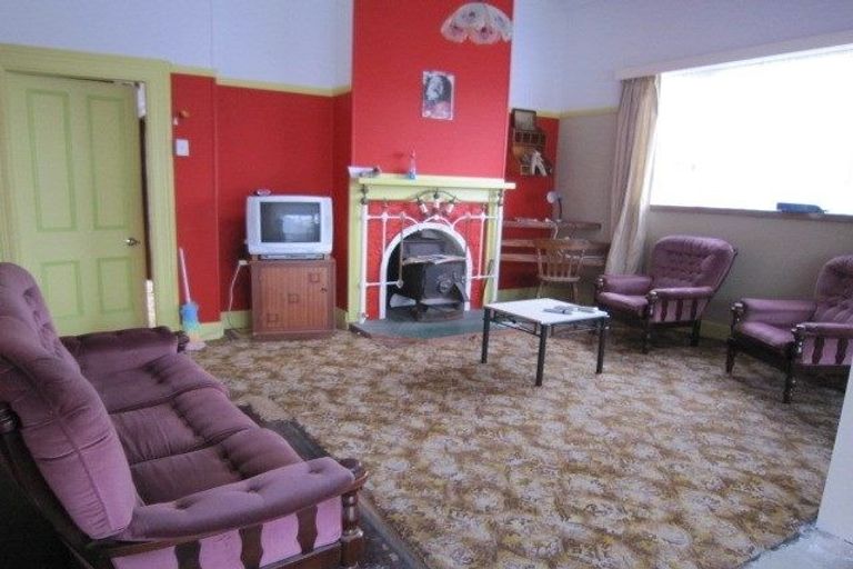 Photo of property in 104 Alexander Street, Greymouth, 7805