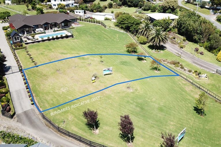 Photo of property in 83 Spencer Avenue, Maketu, 3189