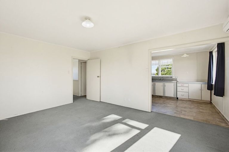 Photo of property in 2/38 Wordsworth Crescent, Maraenui, Napier, 4110