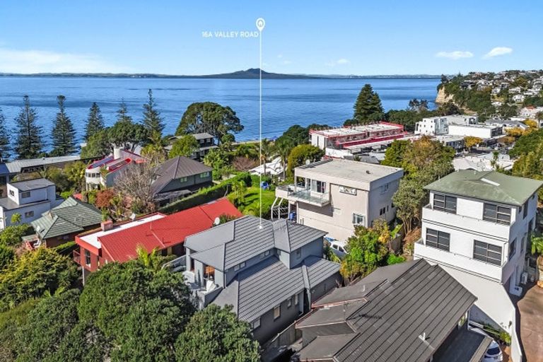 Photo of property in 16a Valley Road, Browns Bay, Auckland, 0630