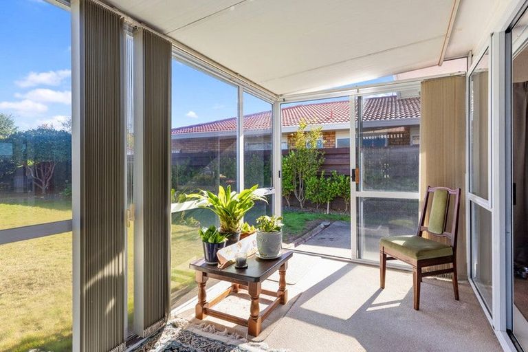 Photo of property in 10 Russley Drive, Mount Maunganui, 3116