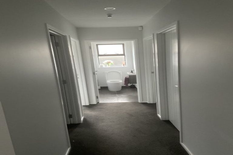 Photo of property in 12 Lamborn Drive, Papakura, 2110