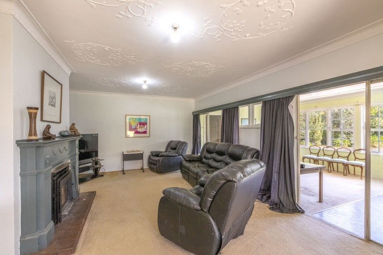 Photo of property in 11 Cook Street, Waipukurau, 4200