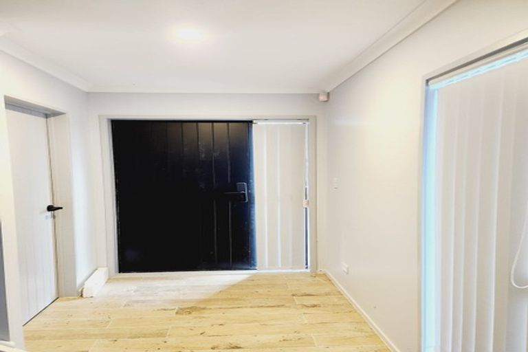 Photo of property in 6 Ambedkar Way, Pukekohe, 2120