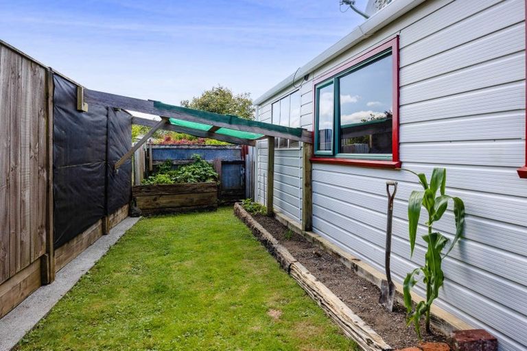 Photo of property in 24 Olivia Street, Stratford, 4332