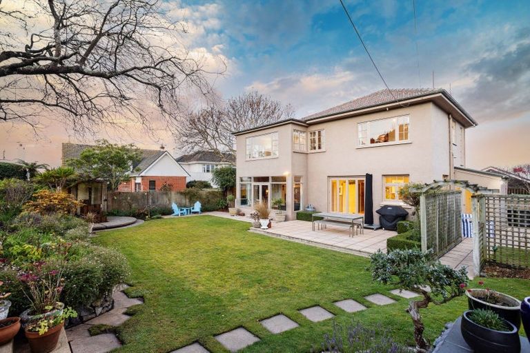 Photo of property in 8 Neidpath Road, Mornington, Dunedin, 9011