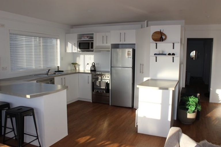 Photo of property in 117b Parakawai Road, Mahia, 4198