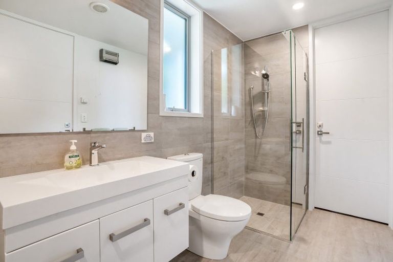 Photo of property in 39 Welsh Road, Winton, 9720