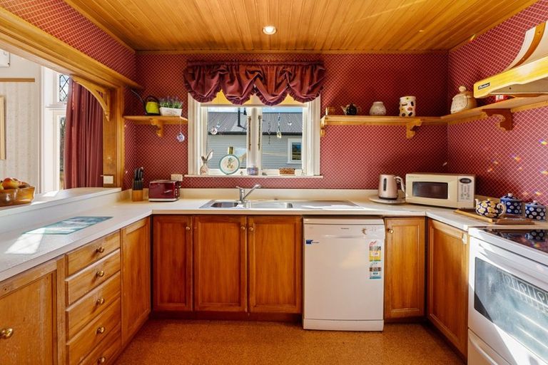 Photo of property in 53 Miro Street, Trentham, Upper Hutt, 5018