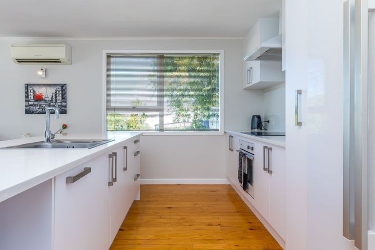 Photo of property in 79 Glamorgan Drive, Torbay, Auckland, 0630