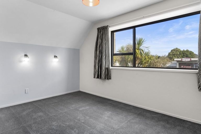 Photo of property in 393a High Street, Rangiora, 7400