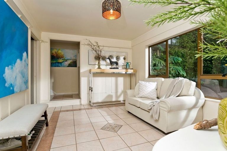 Photo of property in 223 Glamorgan Drive, Torbay, Auckland, 0630