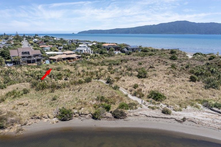 Photo of property in 263 Manly Street, Paraparaumu Beach, Paraparaumu, 5032
