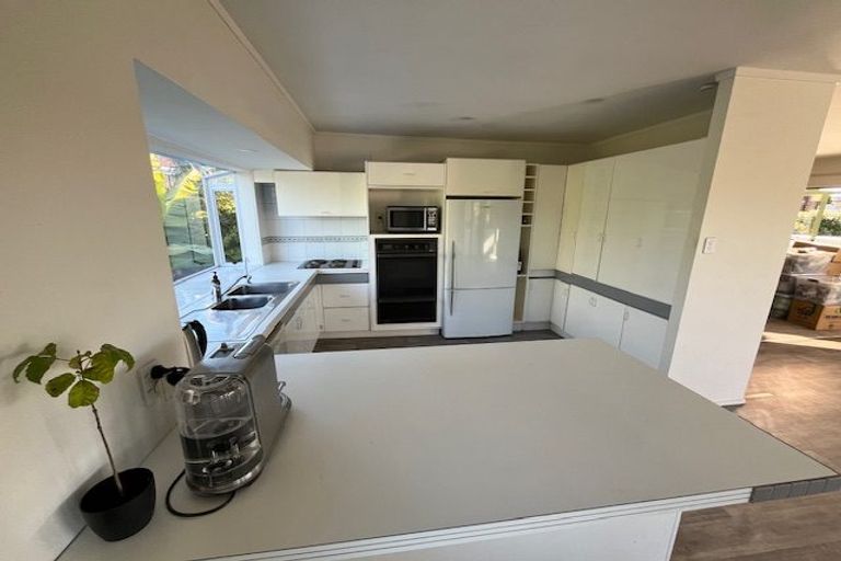 Photo of property in 15 Hague Place, Birkenhead, Auckland, 0626
