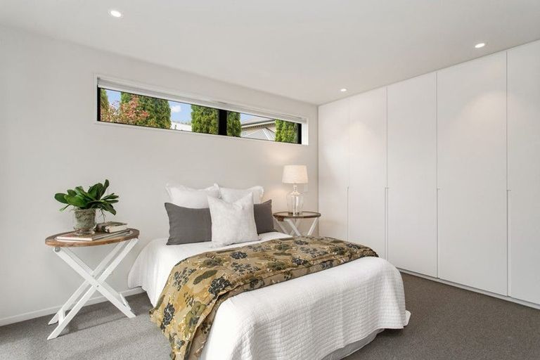 Photo of property in 1/2a Church Lane, Merivale, Christchurch, 8014