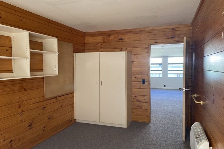 Photo of property in Te Awhina Apartments, 28/22u Sussex Street, Mount Cook, Wellington, 6021