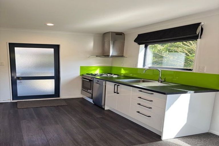 Photo of property in 2c Cashmere Avenue, Khandallah, Wellington, 6035