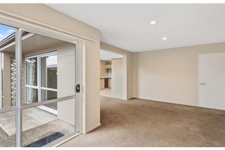 Photo of property in 1/18 George Street, Riccarton, Christchurch, 8041