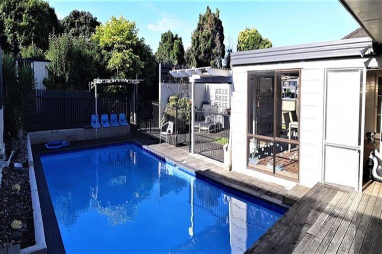 Photo of property in 5 Bothwell Place, Pahurehure, Papakura, 2113