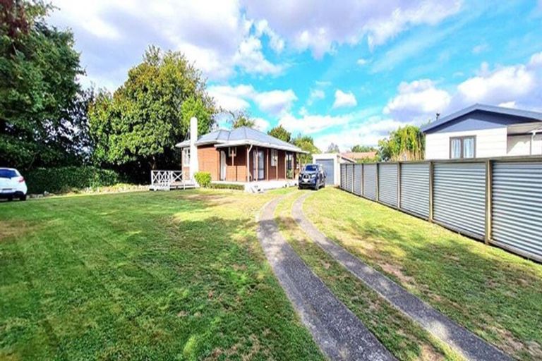 Photo of property in 19 Glendevon Place, Tokoroa, 3420