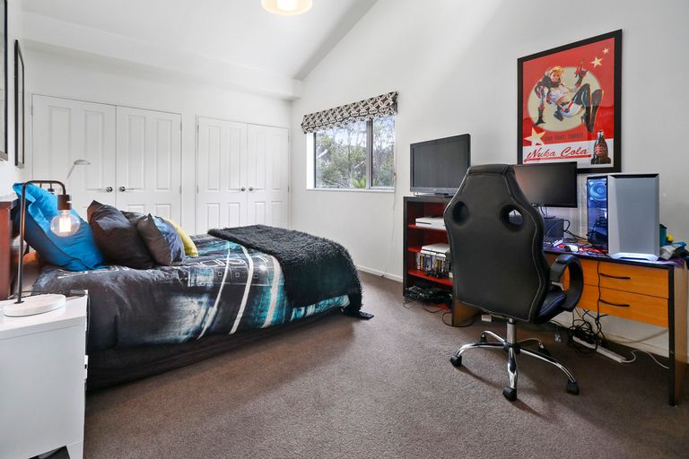 Photo of property in 190a Huia Road, Titirangi, Auckland, 0604