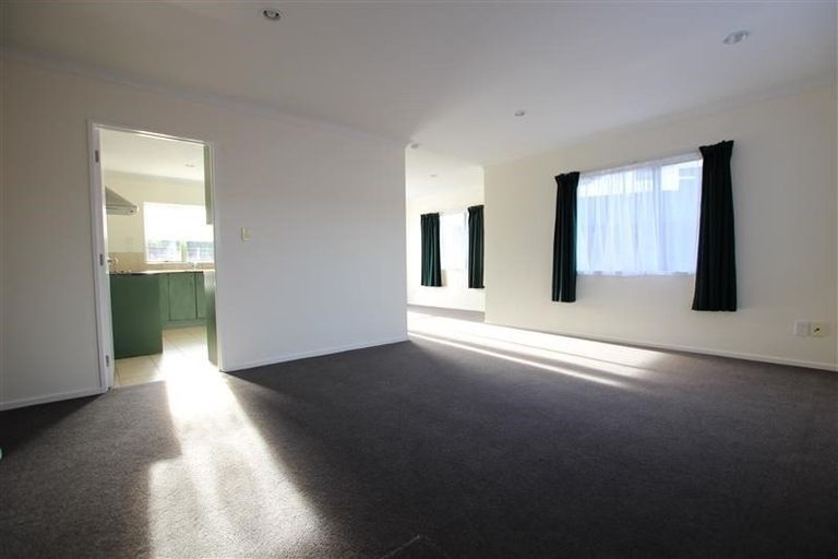 Photo of property in 16a Ashlynne Avenue, Papatoetoe, Auckland, 2025
