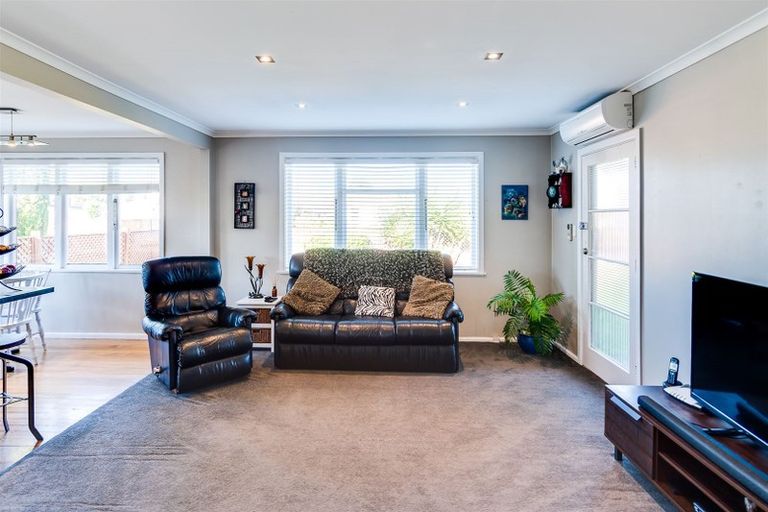 Photo of property in 3 Chester Street, Taradale, Napier, 4112