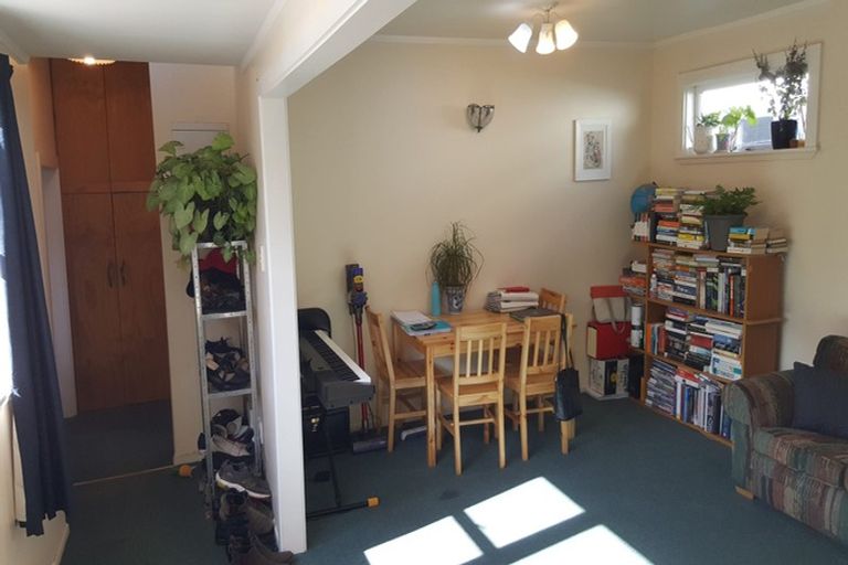 Photo of property in 186 Tasman Street, Mount Cook, Wellington, 6021