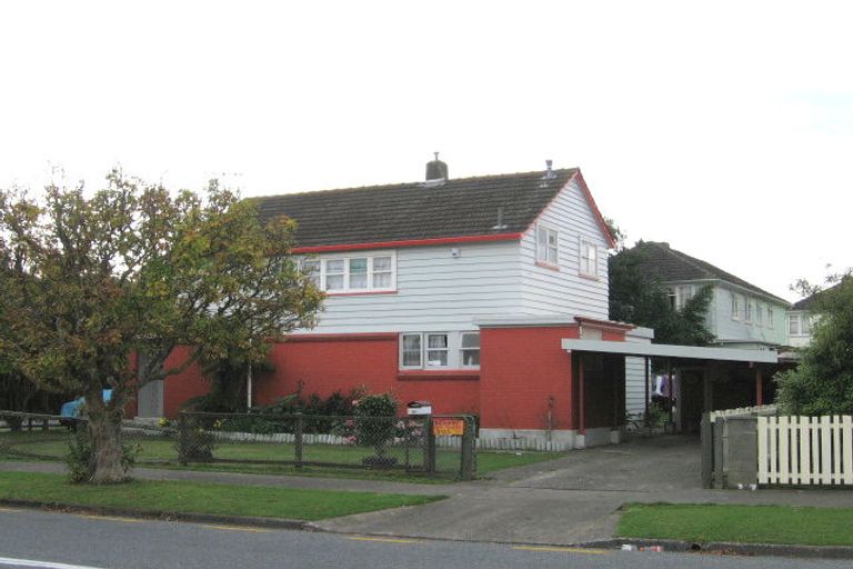 Photo of property in 32 Taine Street, Taita, Lower Hutt, 5011