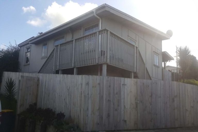 Photo of property in 7 Donovan Avenue, Massey, Auckland, 0614