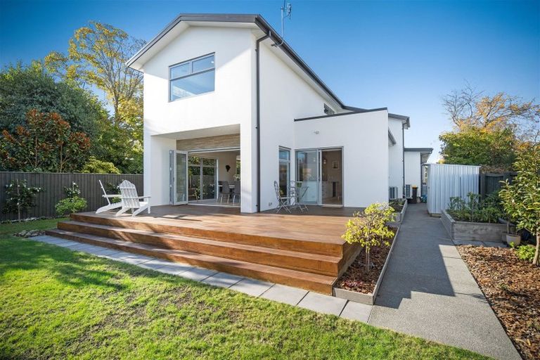 Photo of property in 45 Fendalton Road, Fendalton, Christchurch, 8014