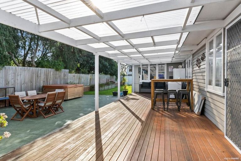 Photo of property in 37 Laurie Avenue, Papakura, 2110