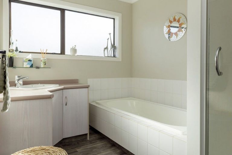 Photo of property in 3 Bracken Row, Rangatira Park, Taupo, 3330