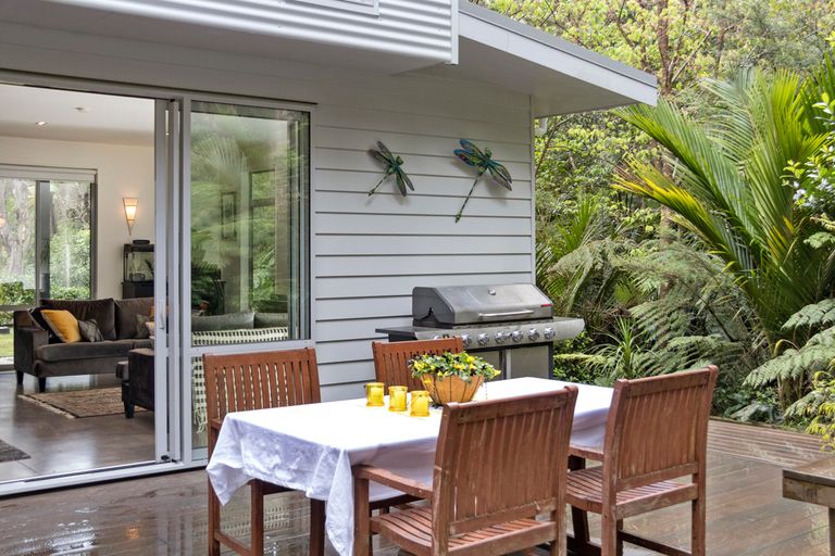 Photo of property in 190a Huia Road, Titirangi, Auckland, 0604