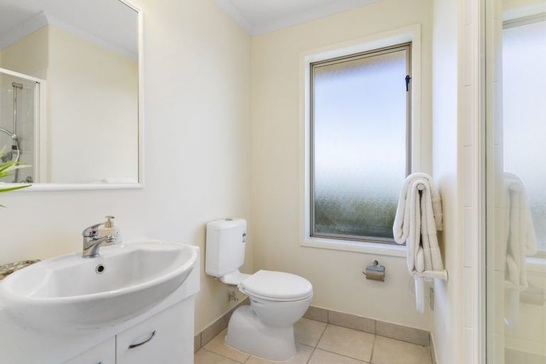 Photo of property in 49 Millennial Way, Orewa, 0931