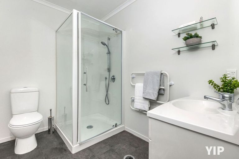 Photo of property in 28 Cheetwood Street, Churton Park, Wellington, 6037