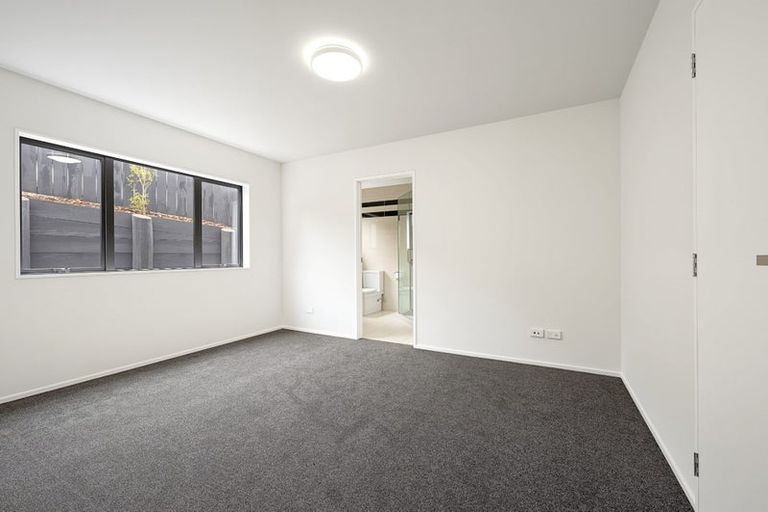 Photo of property in 20 Bannings Way, Hobsonville, Auckland, 0618